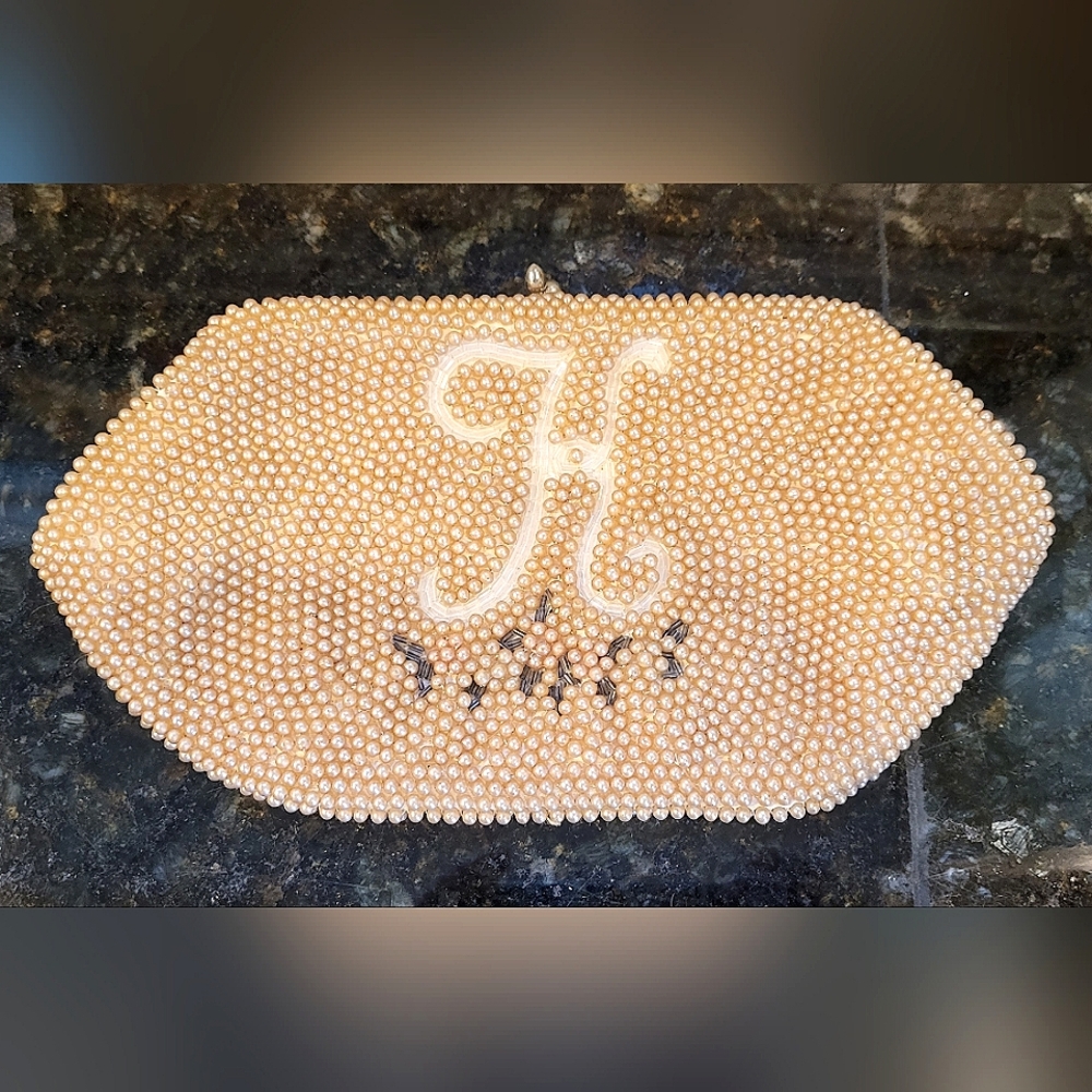 Antique Gimbels Faux Pearl And Beautiful Beaded Letter K or H Clutch Purse